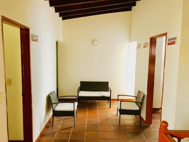 Casa Hotel Palmas Del Estadio 2 Medellín Extérieur photo